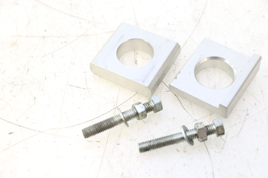 photo de TENDITORE CATENA YAMAHA FZ8 800 (2010 - 2016) - Dettaglio del componente