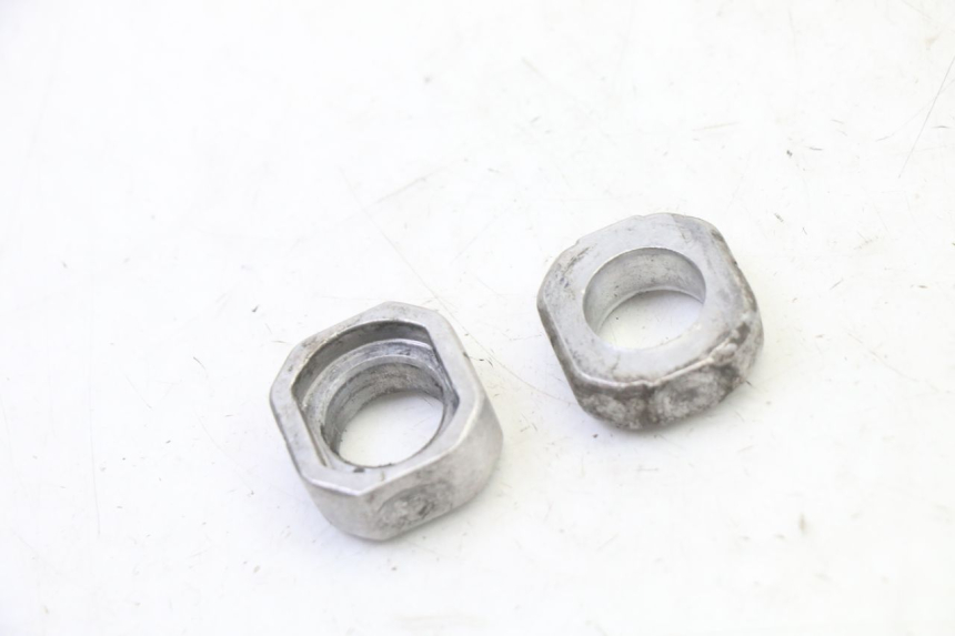 photo de TENDICATENA BMW G310 R 310 (2016 - 2020) - Zoom sullo stato d'uso