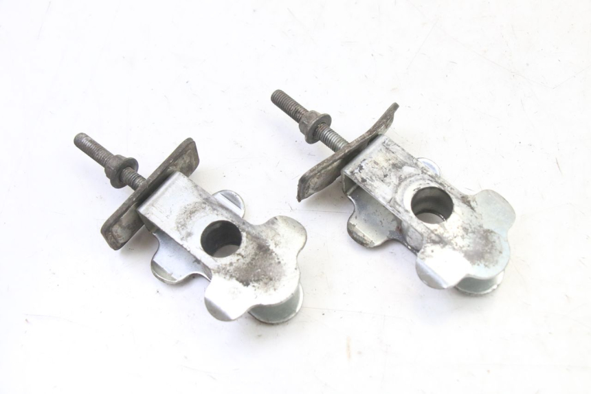 photo de Tenditore catena SUZUKI GS GSE 500 (2001 - 2003) - Dettaglio del componente