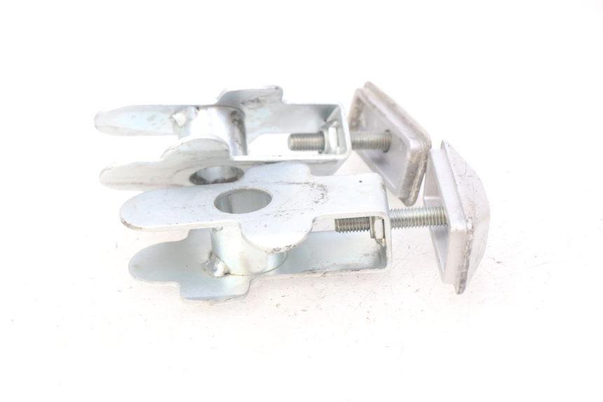 photo de Tenditore catena SUZUKI GSF N BANDIT 600 (2000 - 2004) - Dettaglio del componente