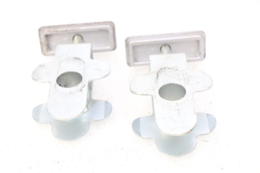 photo de Tenditore catena SUZUKI GSF N BANDIT 600 (2000 - 2004) - Zoom sullo stato d'uso