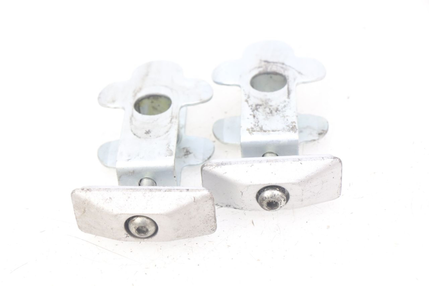 photo de Tenditore catena SUZUKI GSF N BANDIT 600 (2000 - 2004) - Altra angolazione