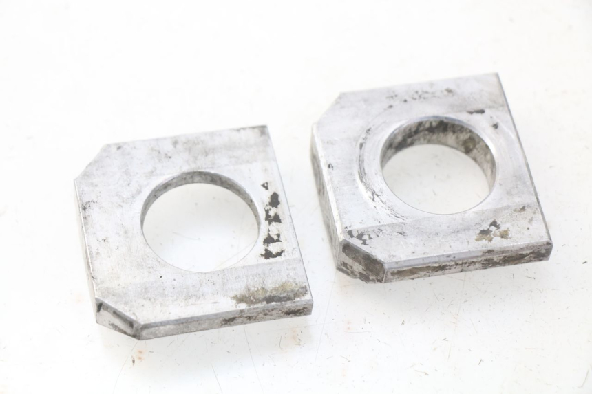 photo de Tenditore catena SUZUKI GSX-R GSXR 600 (2001 - 2003) - Altra angolazione