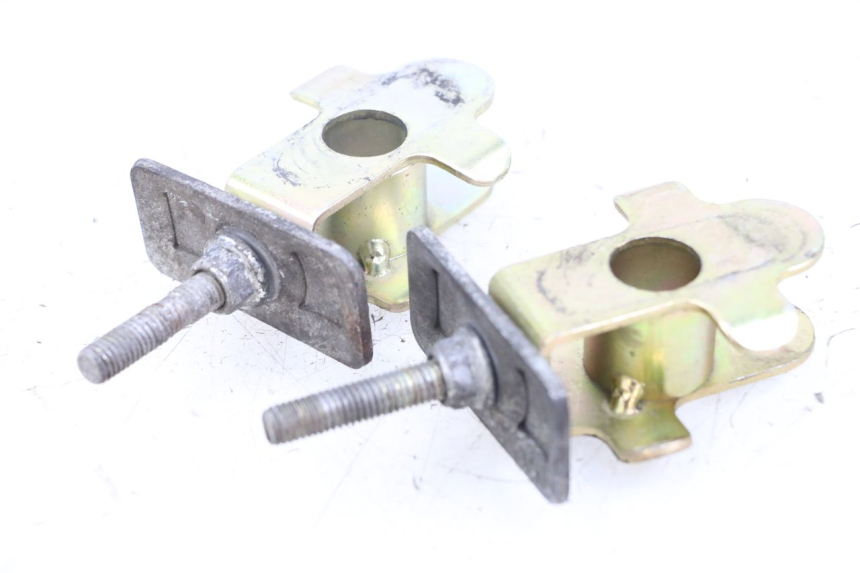 photo de TENDICATENA HYOSUNG GTR 125 (2006 - 2008) - Dettagli dei punti di fissaggio