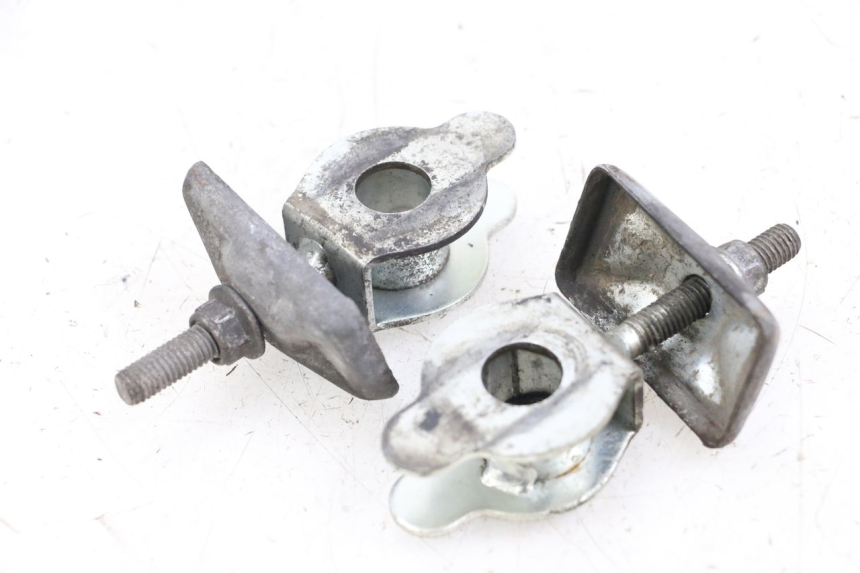 photo de Tenditore catena SUZUKI GZ MARAUDER 125 (1998 - 2004) - Vista principale