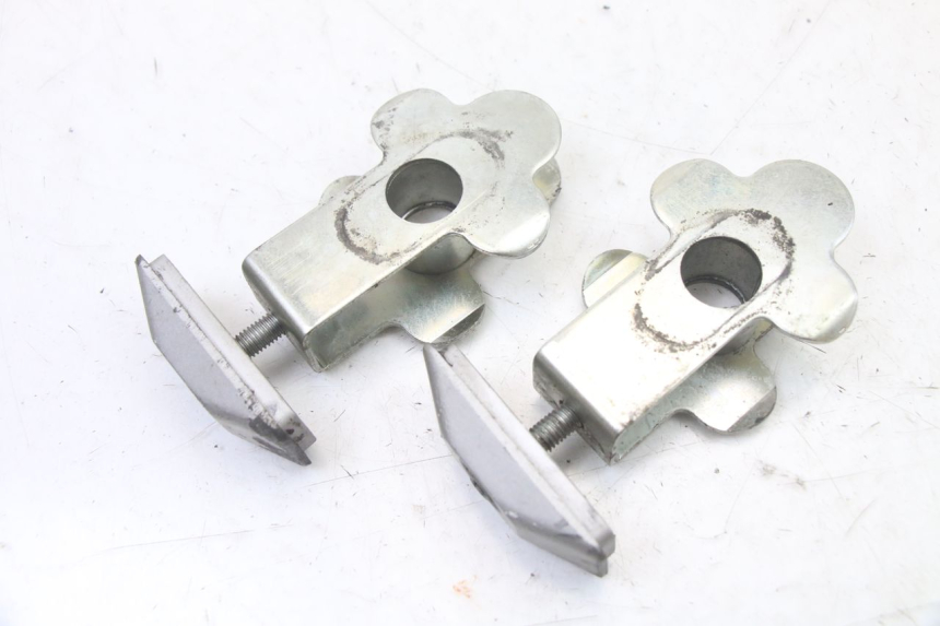 photo de Tenditore catena SUZUKI GSX F GSXF 650 (2007 - 2015) - Zoom sullo stato d'uso