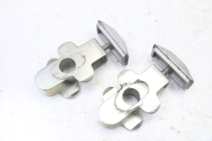 photo de Tenditore catena SUZUKI GSX F GSXF 650 (2007 - 2015) - Altra angolazione