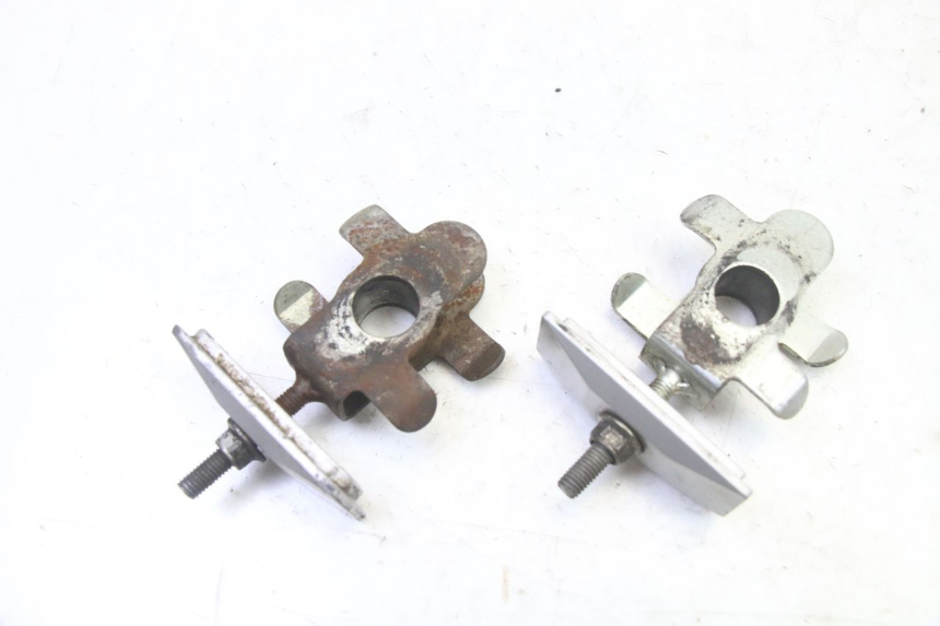 photo de Tenditore catena SUZUKI SV S 650 (2003 - 2009) - Altra angolazione