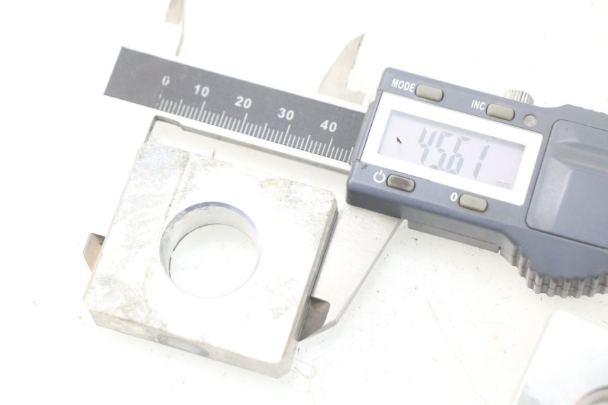 photo de Tenditore catena KAWASAKI Z Z900 900 (2017 - 2019) - Dettaglio del componente