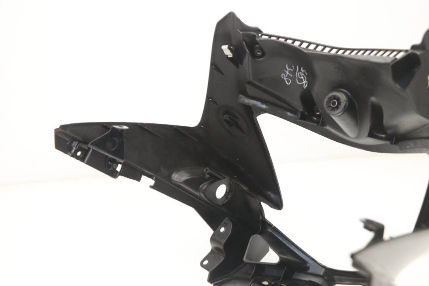 photo de CUPOLINO HONDA CBF 125 (2009 - 2015) - Dettaglio del componente