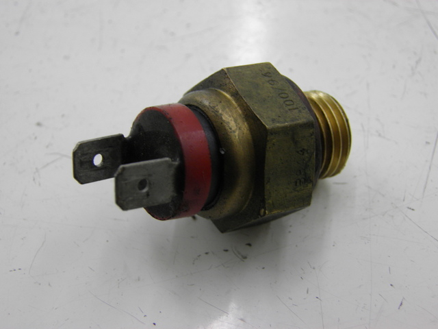 photo de Termostato PIAGGIO XEVO - X EVO 125 (2010 - 2015) - Vista principale