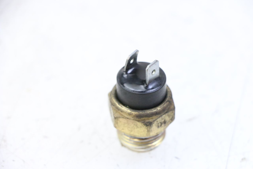 photo de Termico PEUGEOT SATELIS 125 (2013 - 2018) - Zoom sullo stato d'uso