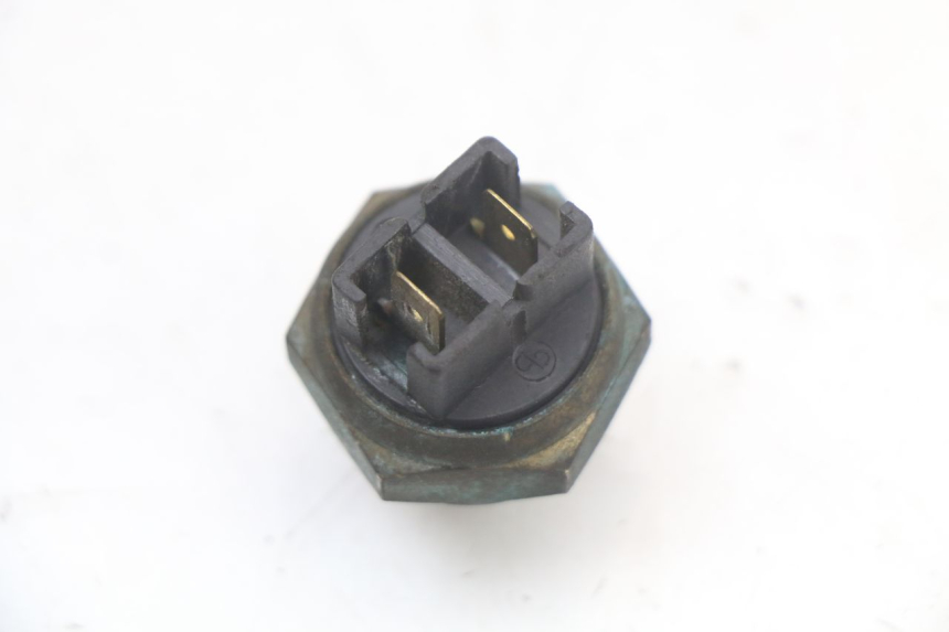 photo de TERMOSTATO  APRILIA SCARABEO GT 125 (1999 - 2007) - Zoom sullo stato d'uso