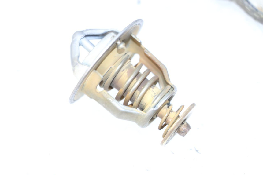 photo de THERMOSTAT HONDA FES S-WING SWING ABS 125 (2007 - 2015) - Dettagli dei punti di fissaggio