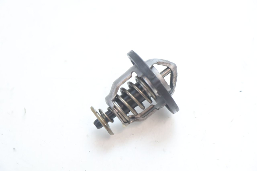 photo de THERMOSTAT HONDA FES S-WING SWING ABS 125 (2007 - 2015) - Altra angolazione