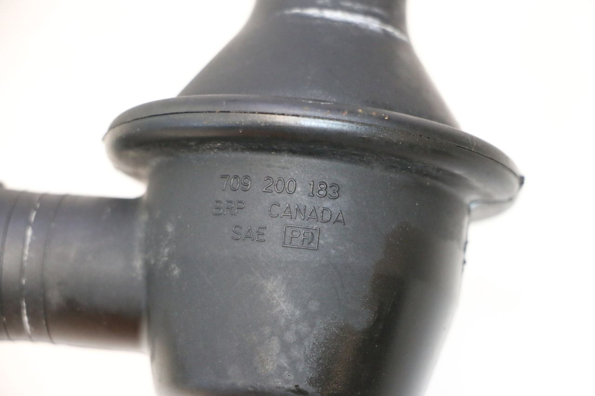 photo de TERMOSTATO  CAN-AM SPYDER RS 1000 (2008 - 2012) - Dettaglio del componente