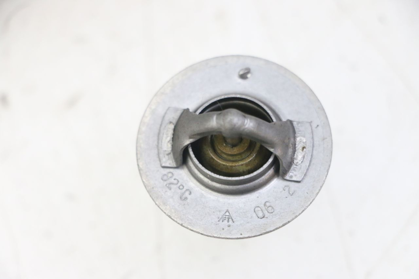 photo de TERMOSTATO HONDA XLV VARADERO 125 (2000 - 2006) - Dettaglio del componente