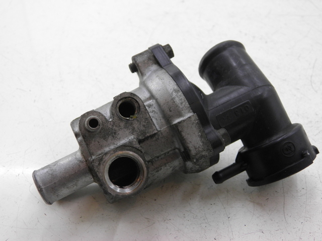 photo de THERMOSTAT YAMAHA FZS FAZER 600 (1998 - 2001) - Vista principale