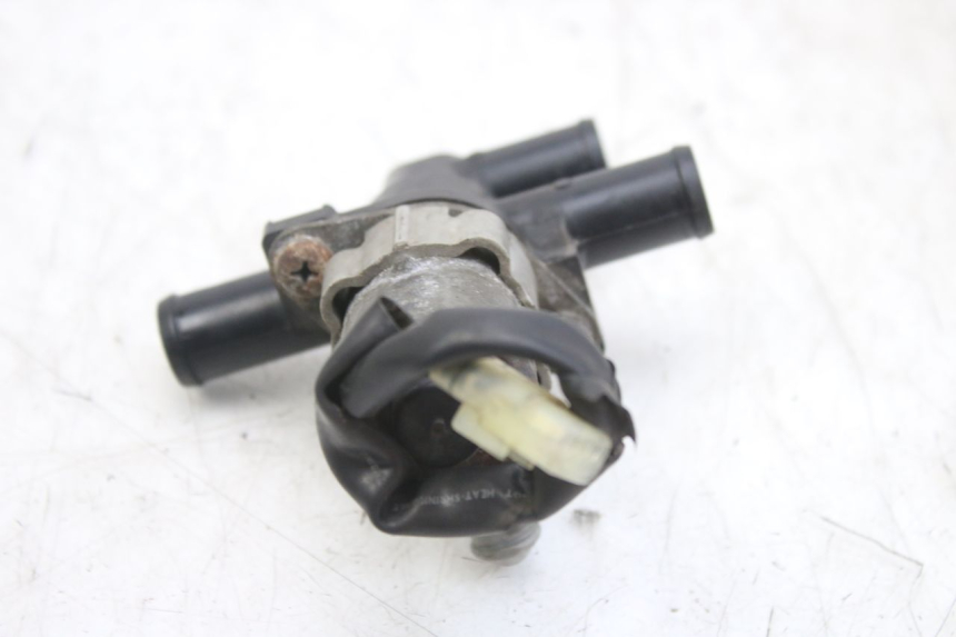 photo de THERMOSTAT YAMAHA YZF R1 1000 (2007 - 2008) - Primo piano tecnico