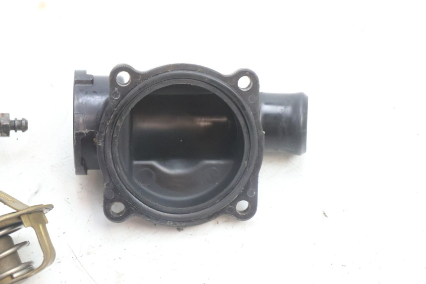 photo de THERMOSTAT KAWASAKI ZZR 600 (1995 - 2004) - Zoom sullo stato d'uso