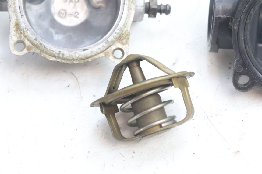 photo de THERMOSTAT KAWASAKI ZZR 600 (1995 - 2004) - Altra angolazione