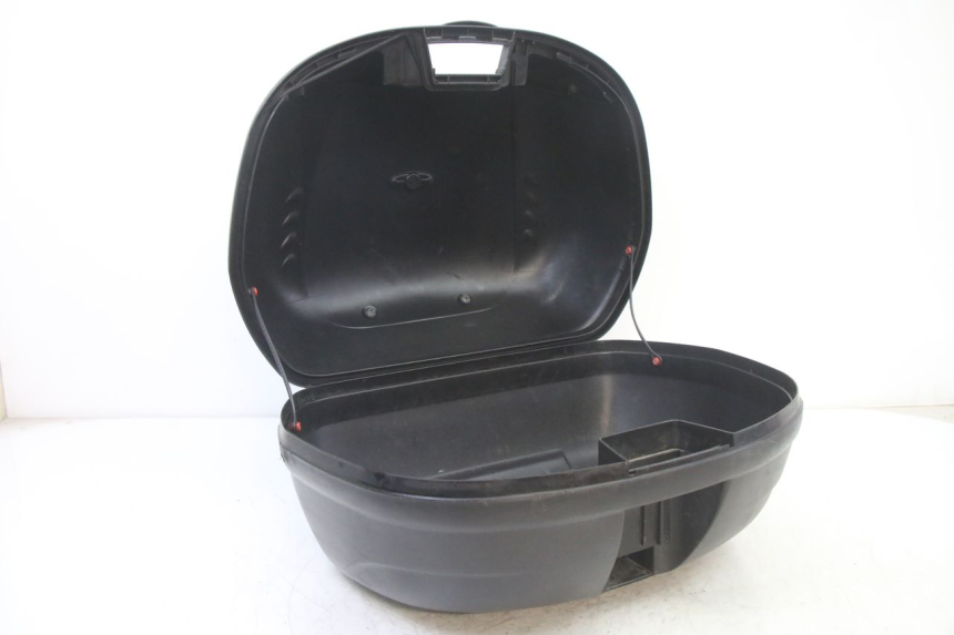 photo de BAULETTO APRILIA ATLANTIC 125 (2003 - 2009) - Stato della superficie e materiale