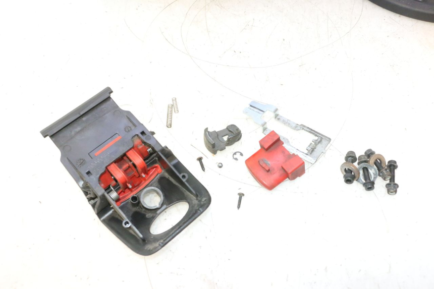 photo de BAULETTO APRILIA ATLANTIC S 125 (2010 - 2013) - Altra angolazione