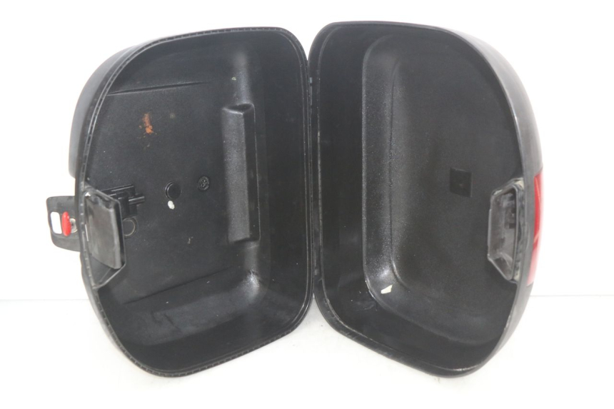 photo de BAULETTO HONDA FES PANTHEON 2T 125 (1998 - 2002) - Zoom sullo stato d'uso