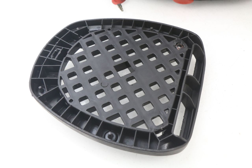 photo de BAULETTO HONDA FES PANTHEON 125 (2003 - 2007) - Zoom sullo stato d'uso