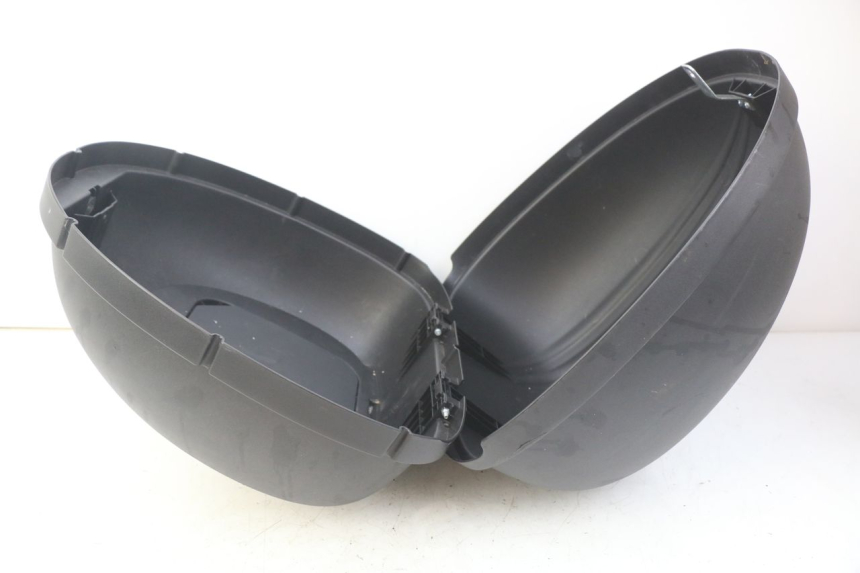 photo de TOP CASE REVATTO IMPERATOR 125 (2007 - 2015) - Primo piano tecnico