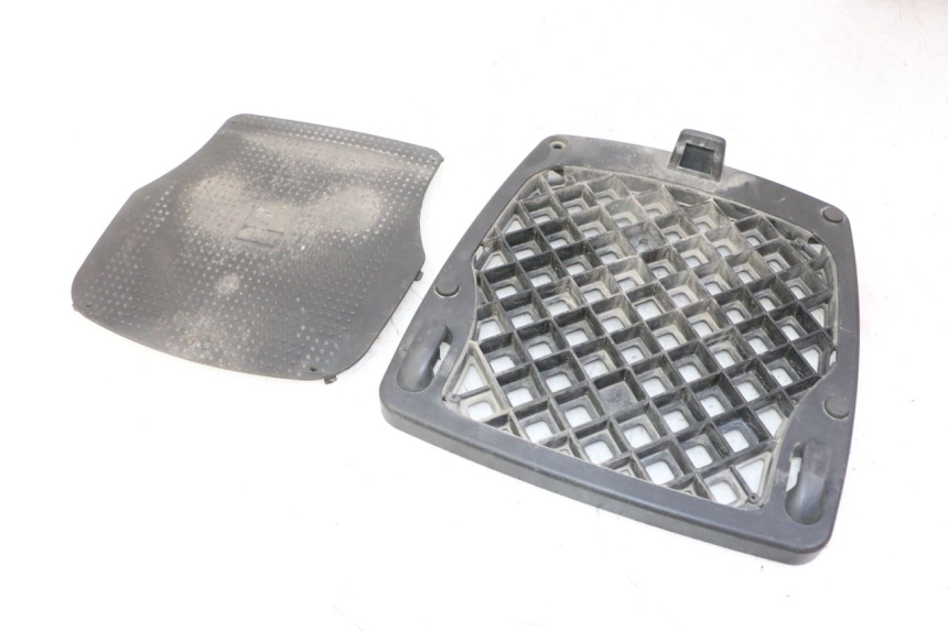 photo de BAULETTO PEUGEOT KISBEE 2T 50 (2010 - 2017) - Dettaglio del componente