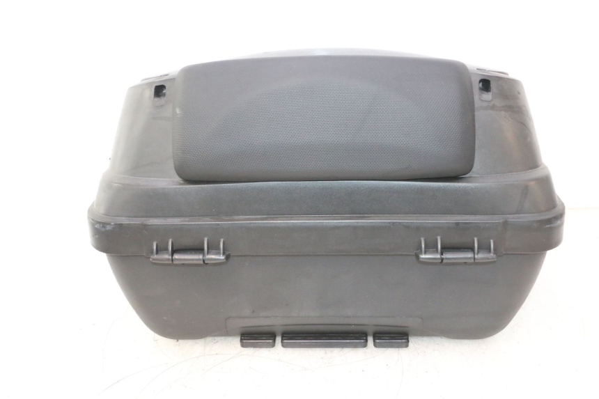 photo de BAULETTO PEUGEOT KISBEE 4T 50 (2023 - 2026) - Altra vista dell'articolo
