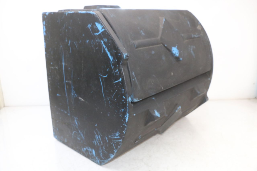 photo de BAULETTO PEUGEOT LUDIX 50 (2005 - 2007) - Marcature e riferimenti originali