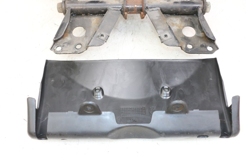 photo de BAULETTO PIAGGIO MP3 LT 400 (2007 - 2012) - Marcature e riferimenti originali