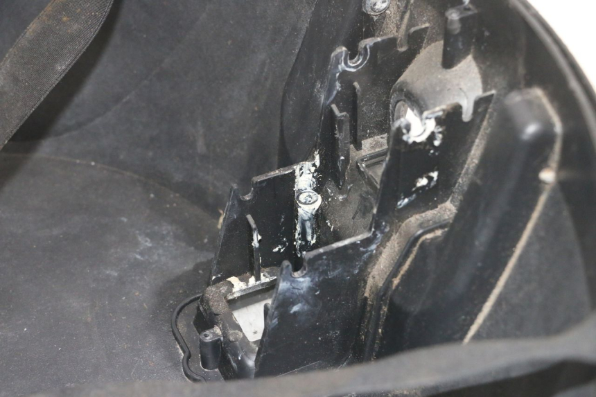 photo de BAULETTO PIAGGIO MP3 LT 300 (2010 - 2016) - Dettaglio del componente