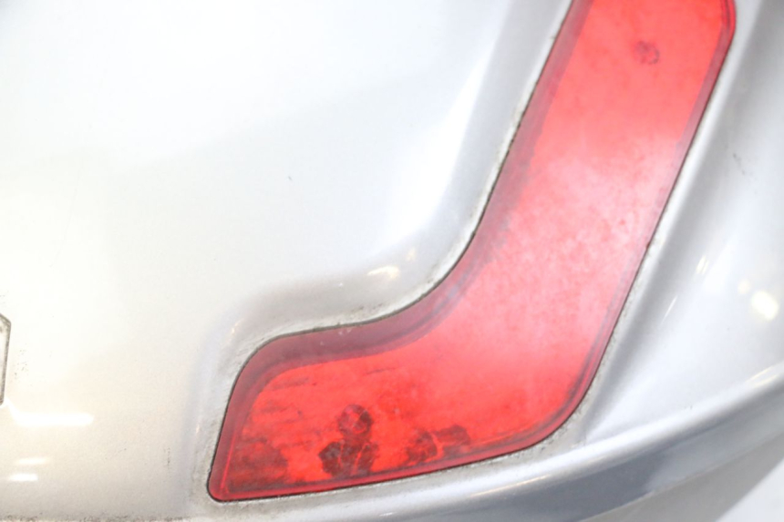 photo de BAULETTO PIAGGIO MP3 LT 300 (2010 - 2016) - Stato della superficie e materiale