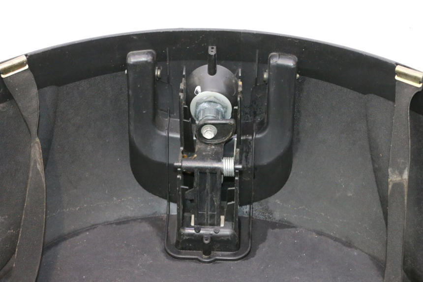 photo de BAULETTO PIAGGIO MP3 LT 400 (2007 - 2012) - Marcature e riferimenti originali