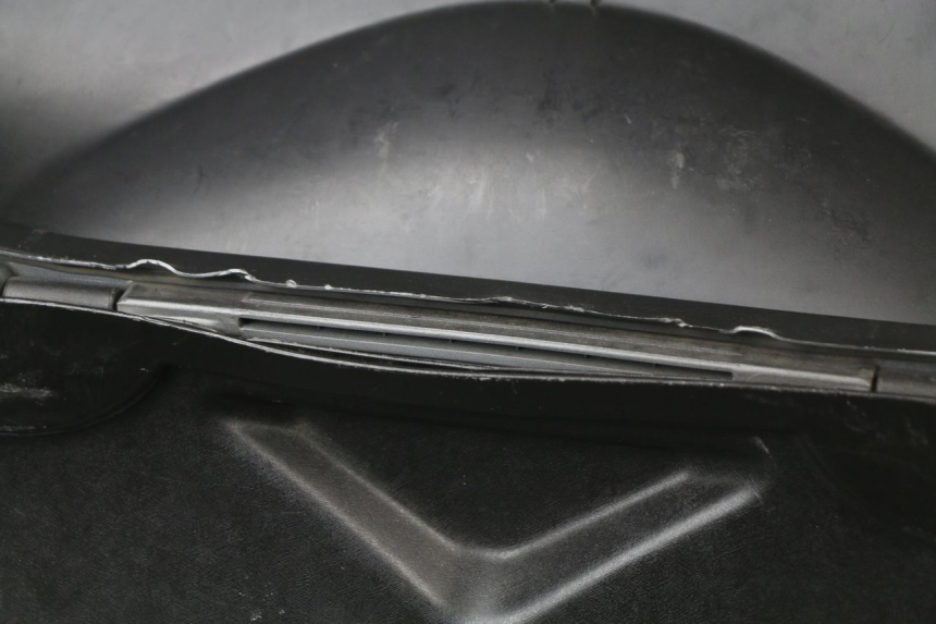 photo de BAULETTO PIAGGIO MP3 500 (2011 - 2015) - Primo piano tecnico