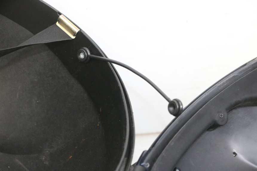 photo de BAULETTO PIAGGIO MP3 RL 250 (2006 - 2010) - Altra angolazione