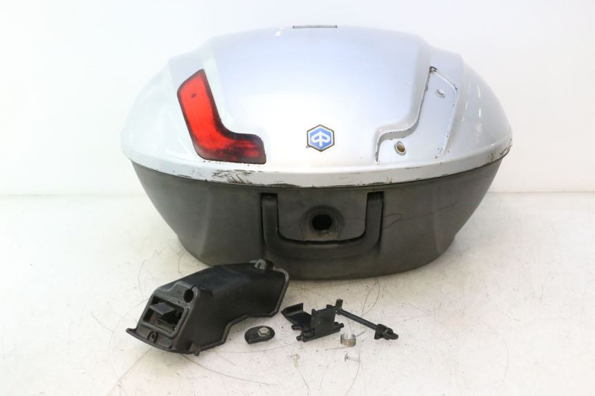 photo de BAULETTO PIAGGIO MP3 125 (2006 - 2014) - Vista principale