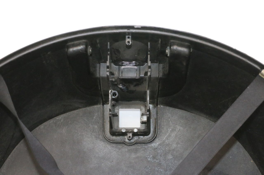 photo de BAULETTO PIAGGIO MP3 125 (2006 - 2014) - Angolazione alternativa