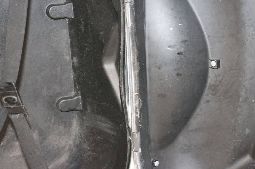 photo de BAULETTO PIAGGIO MP3 125 (2006 - 2014) - Zoom sullo stato d'uso