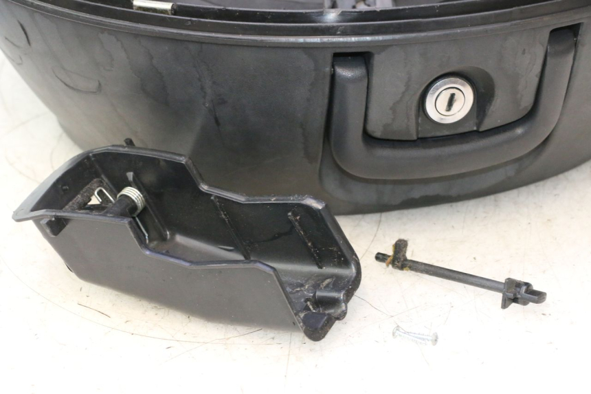 photo de BAULETTO PIAGGIO MP3 125 (2006 - 2014) - Primo piano ad alta risoluzione