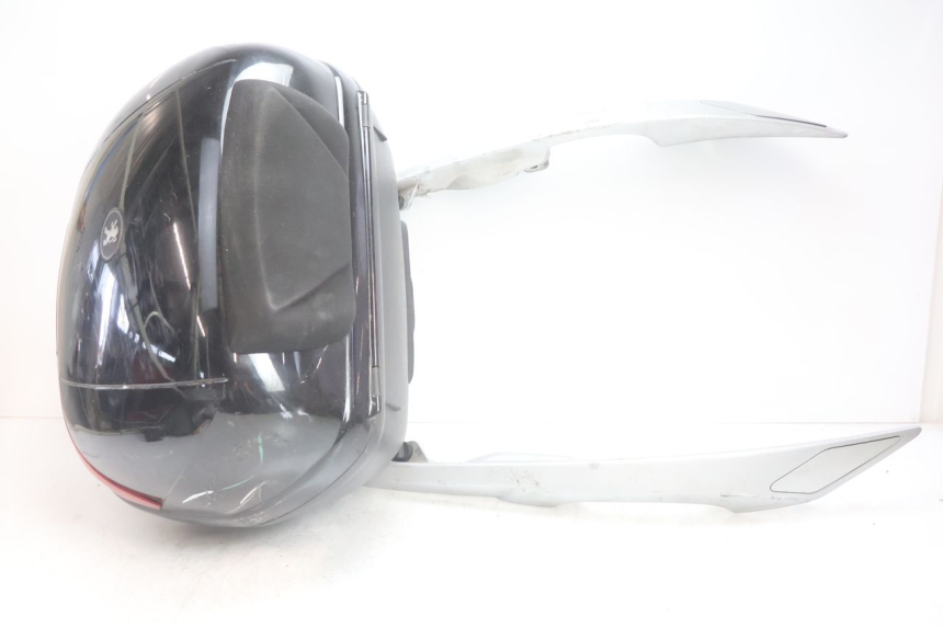 photo de BAULETTO PEUGEOT SATELIS 125 (2006 - 2009) - Caratteristiche distintive