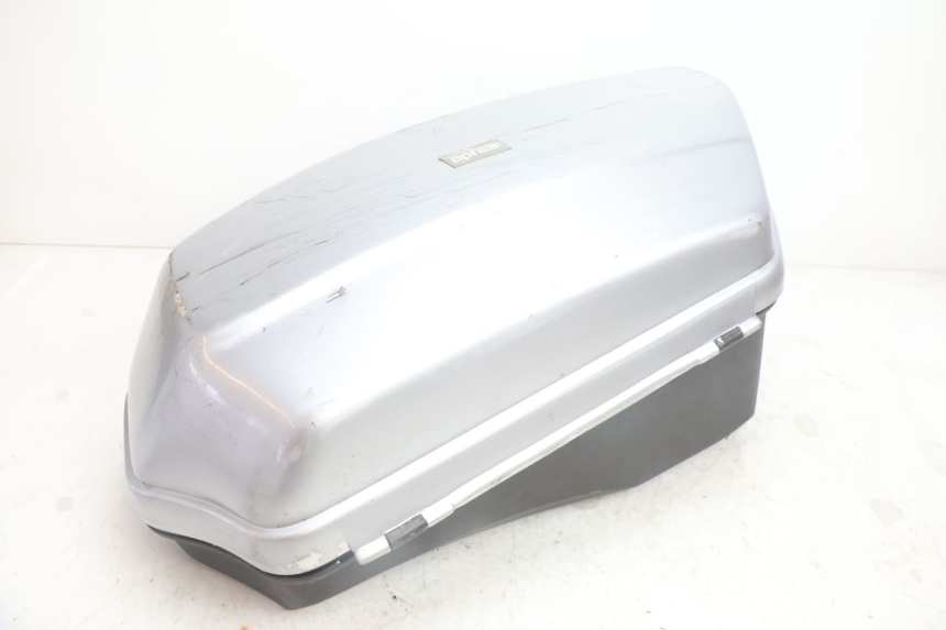 photo de BAULETTO APRILIA SCARABEO GT 125 (1999 - 2007) - Dettaglio del componente