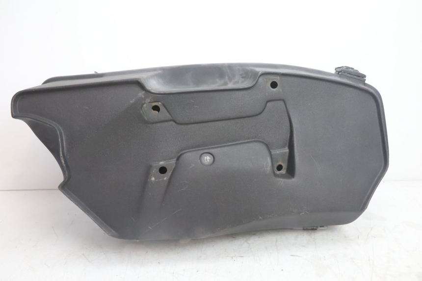 photo de BAULETTO APRILIA SCARABEO GT 125 (1999 - 2007) - Focus sulla struttura
