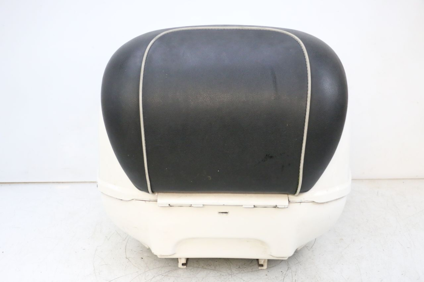 photo de BAULETTO PIAGGIO VESPA GTS SUPER IE 125 (2009 - 2016) - Ispezione visiva dettagliata