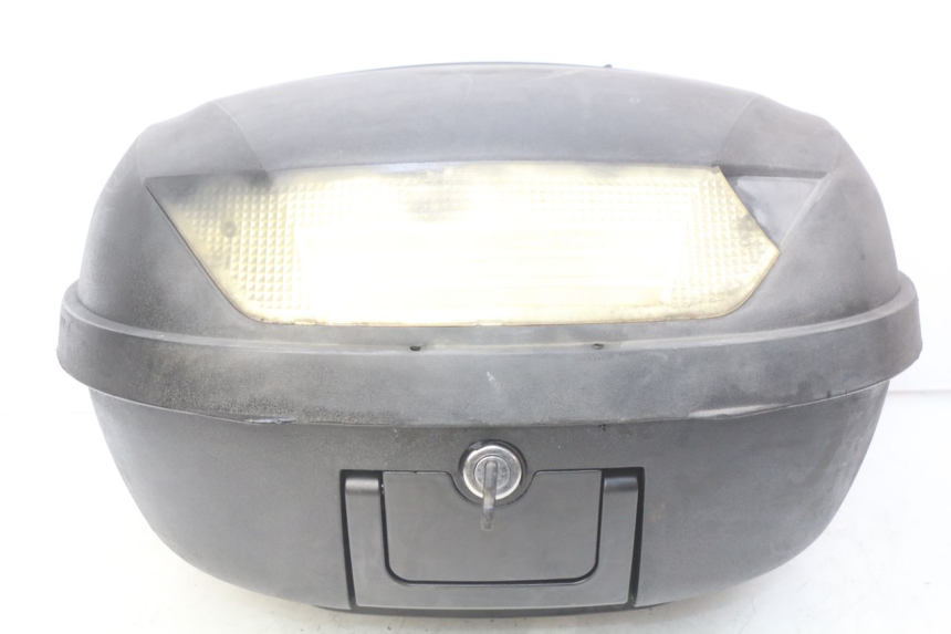 photo de TOP CASE YAMASAKI YM T 125 (2015 - 2020) - Dettagli dei punti di fissaggio