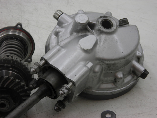 photo de TRASMISSIONE RUOTA YAMAHA FJR 1300 (2004 - 2005) - Vista principale