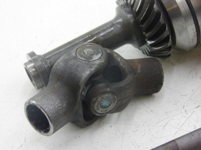 photo de TRASMISSIONE RUOTA YAMAHA FJR 1300 (2004 - 2005) - Zoom sullo stato d'uso